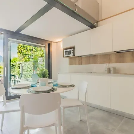 La Casetta Di Lillie Apartment Lierna